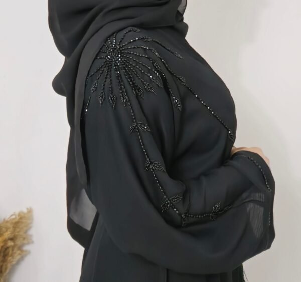 عباية زوم سوداء